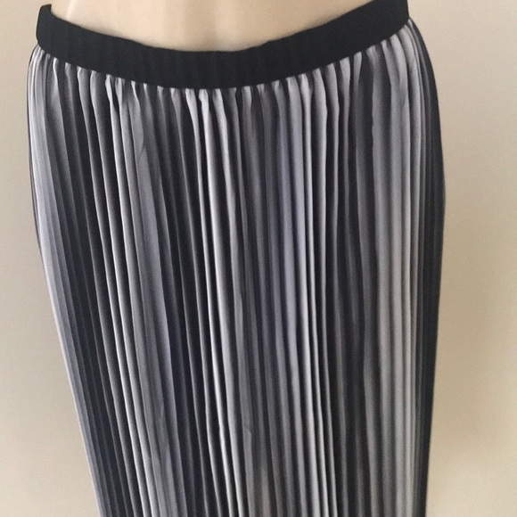 NWT! Eileen Fisher PL black/Brown pleated skirt - Picture 2 of 6